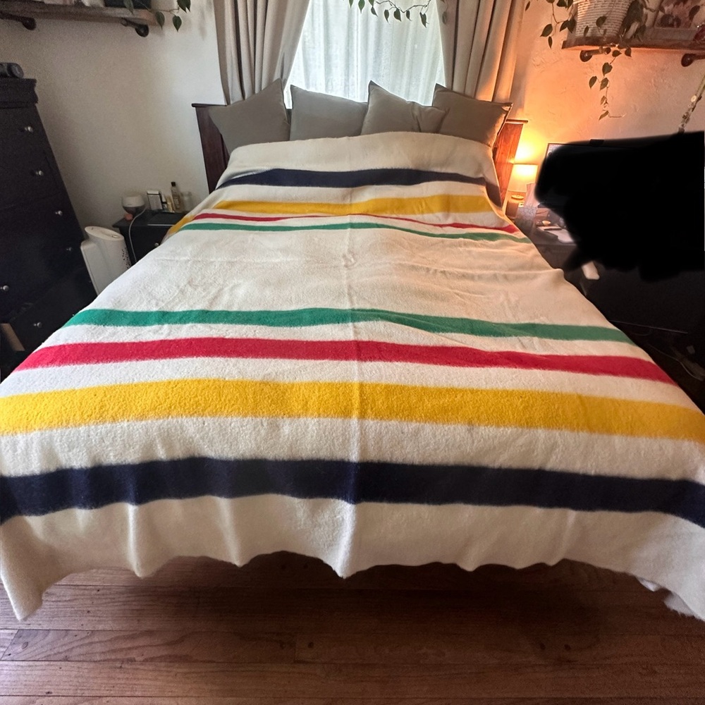 Authentic Vintage Hudson Bay 6 Point 100% Wool Blanket Queen SZ